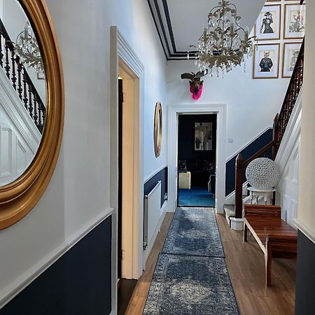 Exquisite 10 Bed Villa Hot Tub And Games Room Барнстапл Экстерьер фото