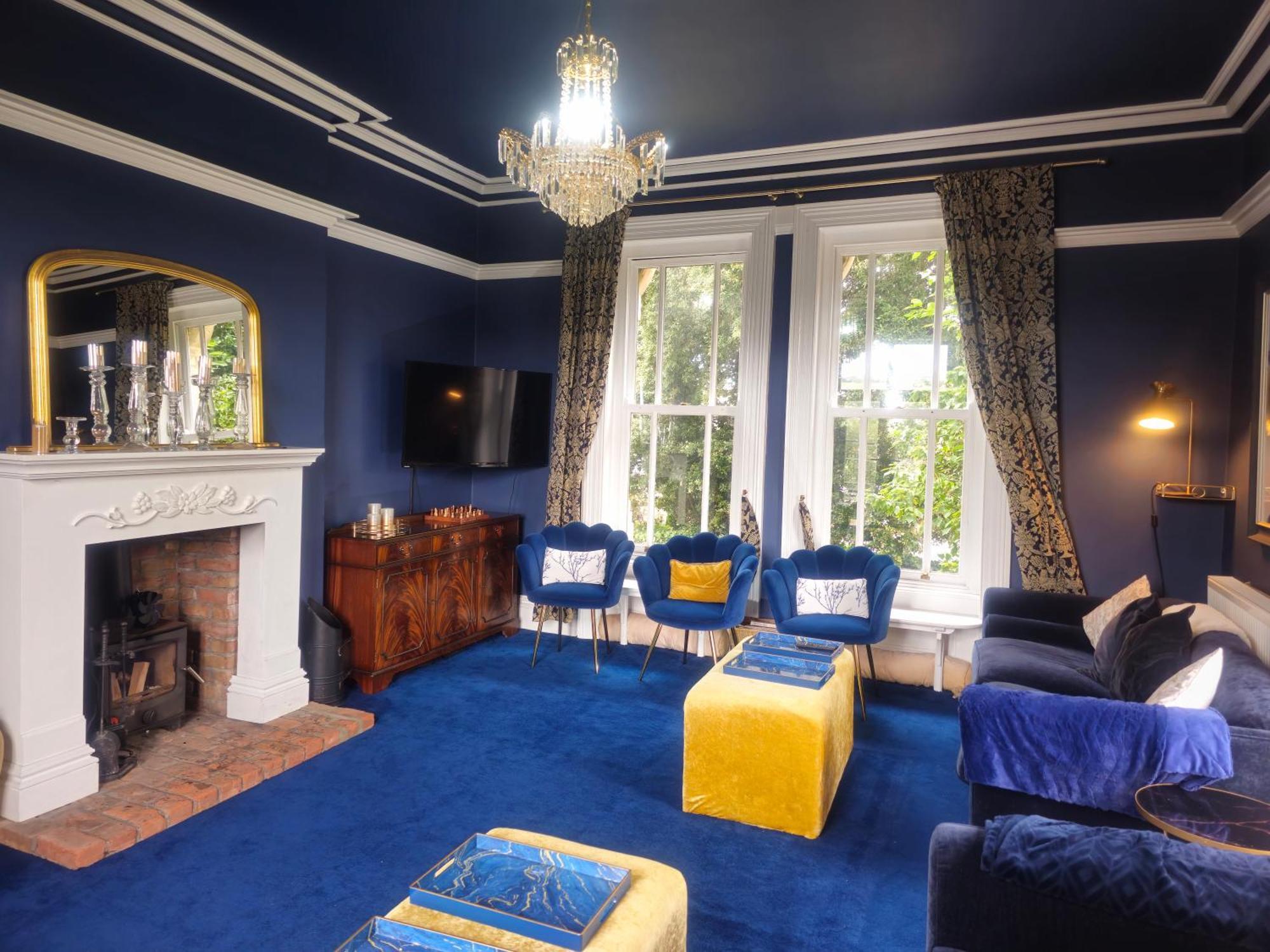 Exquisite 10 Bed Villa Hot Tub And Games Room Барнстапл Экстерьер фото