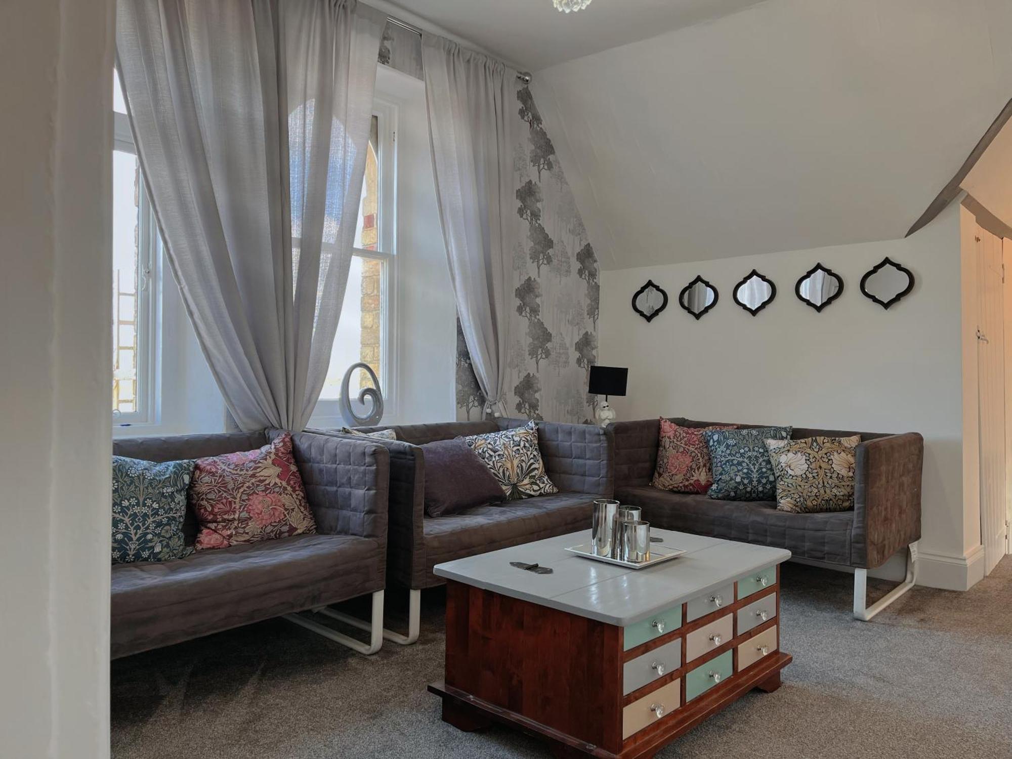 Exquisite 10 Bed Villa Hot Tub And Games Room Барнстапл Экстерьер фото